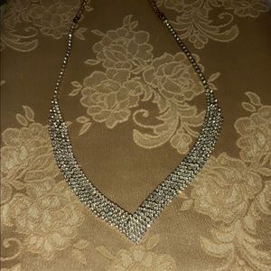 Selling a necklace
